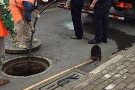 雨湖城正街水管漏水水管维修|集中式高压清洗系统,厨房下水管疏通办